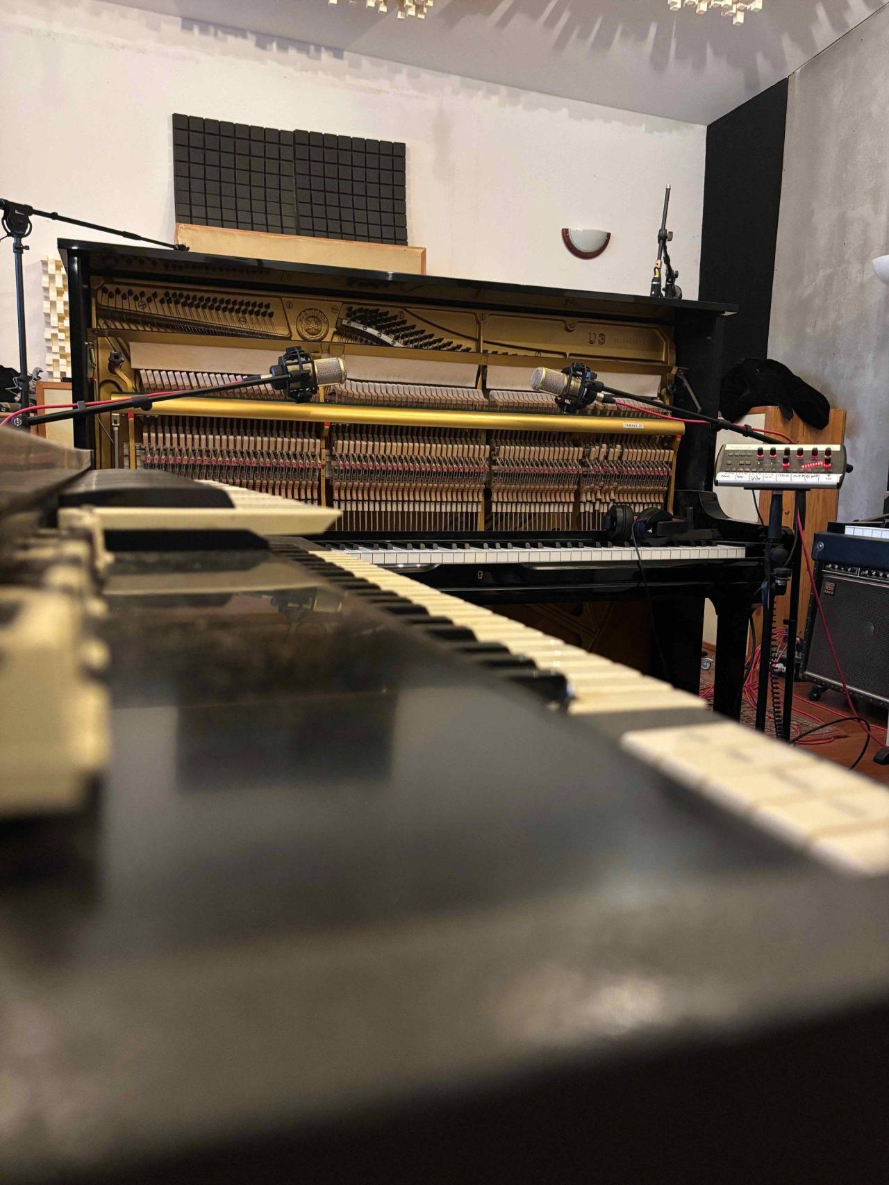 Liveroom Piano Orgue1